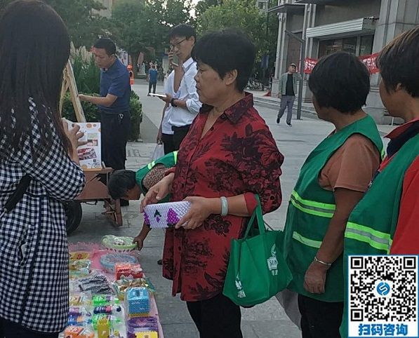 助力創(chuàng)新創(chuàng)業(yè)、綻放手工風(fēng)采--------記手工之家參加邯鄲市叢臺區(qū)創(chuàng)業(yè)項目展銷活動