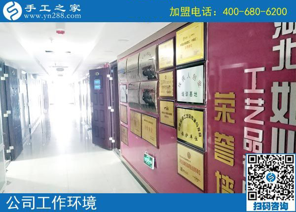 反客為主？江西新建周女士開店之余做彩珠繡免押金手工活掙錢