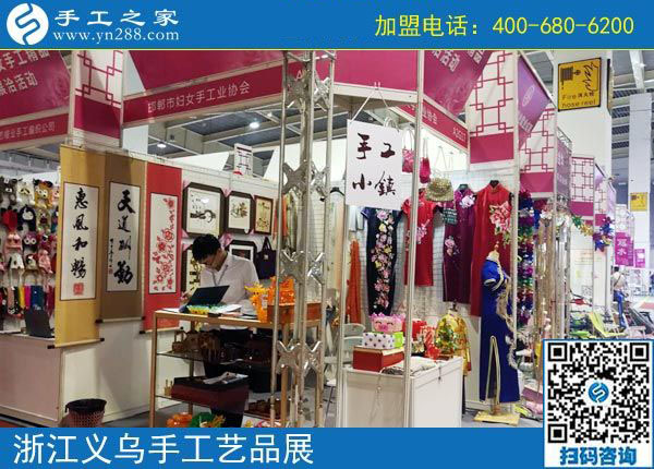 一直堅持做串珠手工活加盟項目，陜西漢中張女士從未間斷親手制作的好習(xí)慣