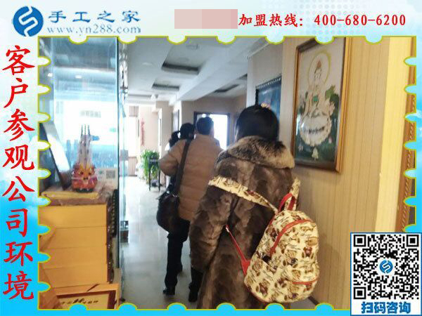 都是自己嚇自己，浙江溫州陳女士成功交付這個(gè)免押金手工活的成品后說
