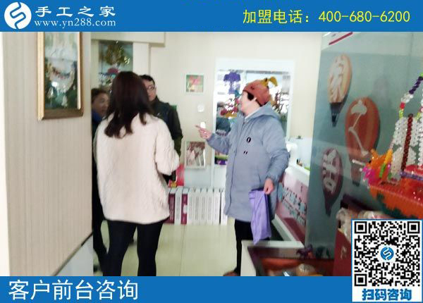 上什么班也不耽誤，隨時(shí)都能掙錢，這樣可以寄到家做的手工活在哪里？浙江紹興錢女士告訴大家