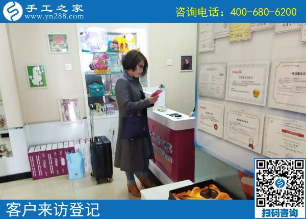 想兼職賺錢，這個可以帶回家做的手工活不錯。山西屯留闞女士這樣說
