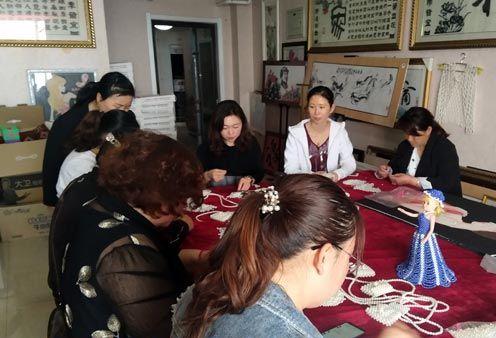 勵(lì)志珠珠繡創(chuàng)始人郝磊受邀參加2019APEC工商領(lǐng)導(dǎo)人峰會(huì)?。?！