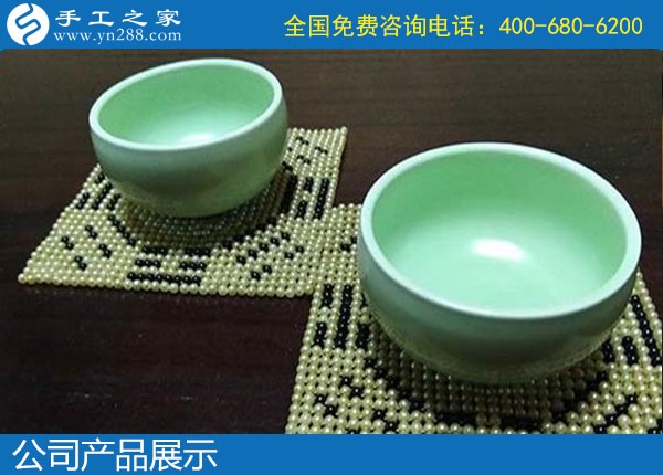 12月25日，靠譜的純手工活外發(fā)加工，在家做手工活賺錢，就是珠繡外發(fā)手工活，手工之家勵志珠串珠純手工產(chǎn)品展示