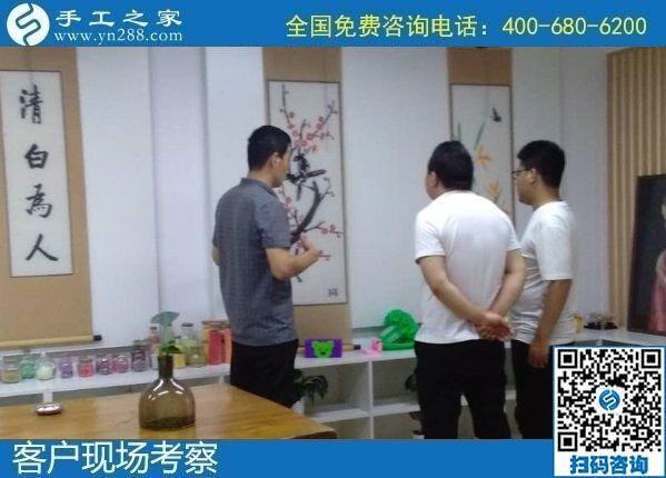 8月15日，手工活拿回家做要掙錢，越來越多的人選擇了這里外發(fā)手工活，手工之家接待考察合作加工客戶剪影