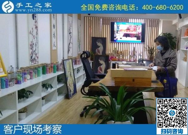 10月15日，在家做手工活加工，把手工活拿回家做是居家掙錢的好方法，手工之家接待考察加工客戶剪影