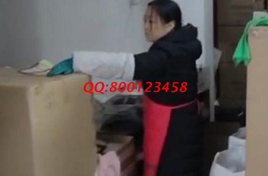 12月29日，拿回家做的手工活大批有，沒(méi)有技術(shù)門(mén)檻，老人也能做。手工之家倉(cāng)庫(kù)日常工作實(shí)拍