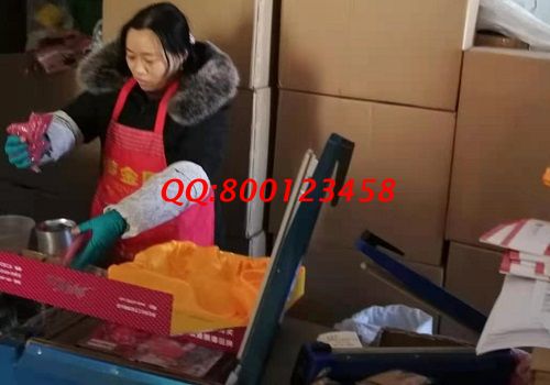 12月31日，純手工活外發(fā)加工，組織人做手工活掙錢的代理加工模式真好。手工之家接待考察合作加工客戶剪影