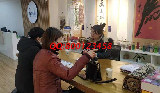 3月5日，干凈安全，負(fù)責(zé)郵寄到家的手工活，拿回家做的手工活，就是勵(lì)志珠珠繡外發(fā)手工活，手工之家接待考察合作加工客戶剪影