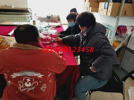 3月10日，正規(guī)供料的手工活，在家做的手工活，這里的合作模式和服務(wù)都好，考察合作加工客戶現(xiàn)場學習剪影