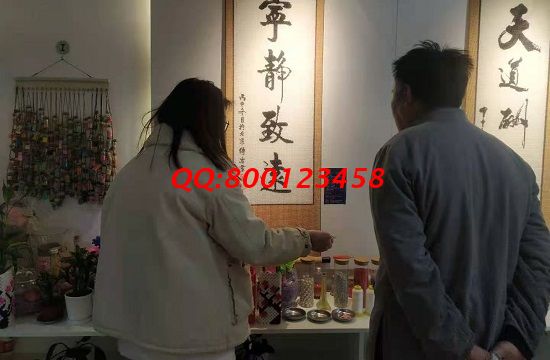 4月15日，拿回家做的手工活，非遺項(xiàng)目勵(lì)志珠珠繡加工項(xiàng)目，就業(yè)創(chuàng)業(yè)都很適合。手工之家接待考察合作加工客戶剪影