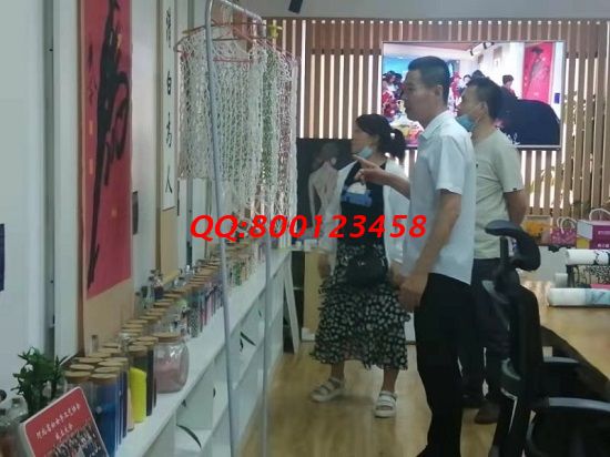 6月6日，長期有活兒，加工費有保障，這個拿回家做的手工活外發(fā)加工項目，大家都很滿意，圖為手工之家接待考察合作加工客戶剪影