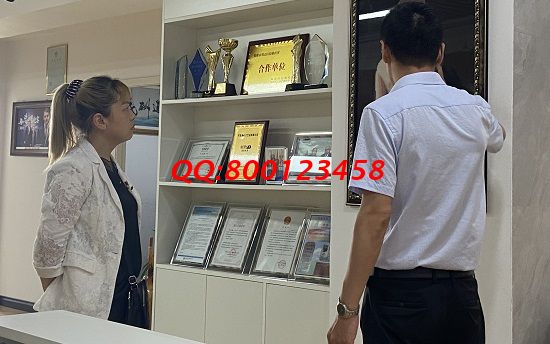 6月18日，在家做手工活掙錢，成千上萬的人選擇了這里的勵(lì)志珠珠繡手工活外發(fā)加工項(xiàng)目，手工之家接待考察加工客戶剪影