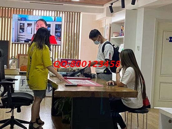 6月22日，看中這些，想在家做手工活的人選擇珠繡手工活外發(fā)加工項目，放心居家掙錢，手工之家接待考察加工合作客戶剪影