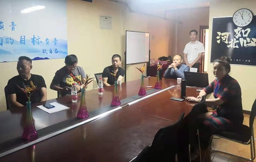 以珠繡手工為紐帶，做好居家就業(yè)創(chuàng)業(yè)-------記四川南充殘聯(lián)合作考察團在手工之家