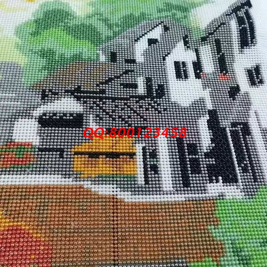 8月24日，全面了解后合作，這個(gè)可以寄到家做的手工活讓大家心里放心踏實(shí)，圖為勵(lì)志珠珠繡成品細(xì)節(jié)實(shí)拍