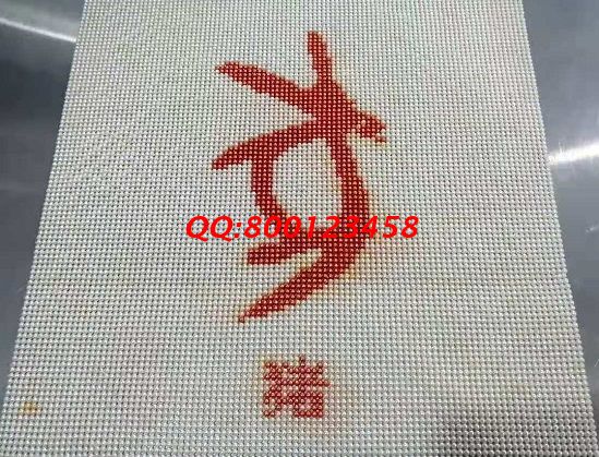 8月28日，付出就有收獲，珠繡可以帶回家做的手工活簡(jiǎn)單好做、收入有保障，很適合大家，圖為勵(lì)志珠珠繡串珠成品實(shí)拍