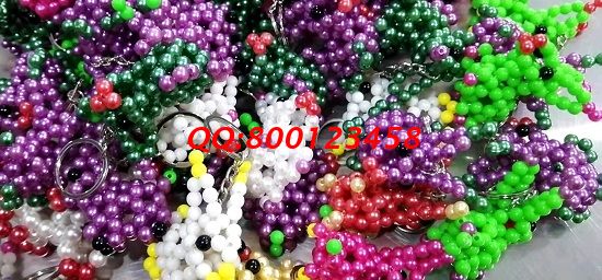 10月30日，可以帶回家做的手工活，想接正規(guī)廠家的手工活，十多年的手工之家有歷史、有成績、有保障，圖為勵志珠珠繡串珠成品實拍