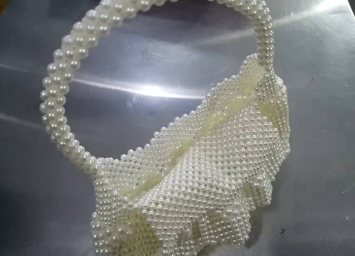 仿珍珠發(fā)卡，仿珍珠包，又能裝扮又能賺錢的串珠手工活項目(圖2)