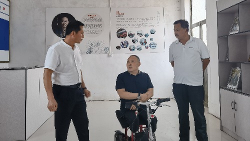珠繡手工落地生根，讓農(nóng)民能多一份收入(圖1)