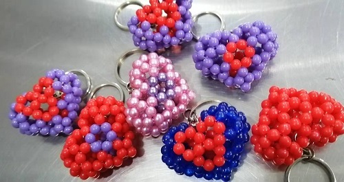 真值得，花閑暇時間在家做串珠外接手工活常年都有收入(圖1)