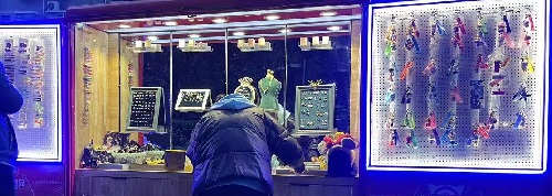 移動潮品店，手工之家始終堅持以消費者和市場的需求為本