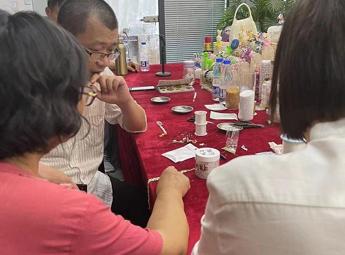 有朋自遠方來，只為手工而相聚 ------ 記石家莊和甘肅的朋友來到手工之家學習考察