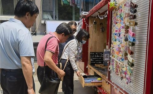 看好手工產(chǎn)品銷售，只為“你”而來(lái) ------ 雄安翟先生專程來(lái)手工之家考察合作移動(dòng)潮品店