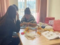 農(nóng)村手工活外發(fā)加工，串珠純手工項(xiàng)目能做還能賣