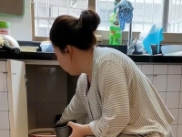 一起養(yǎng)活一家人，靈活就業(yè)創(chuàng)業(yè)的家庭婦女寶媽，在家做手工傳承官一樣掙錢