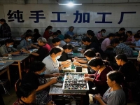 在家不再焦慮，小成本創(chuàng)業(yè)開手工加工廠，4 點讓人穩(wěn)定可靠發(fā)展，踏實掙錢