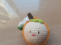 4月15日，手工兼職招聘信息，在家做手工掙錢，低成本創(chuàng)業(yè)開手工加工廠，極簡創(chuàng)業(yè)做家庭手工工作室，在手工之家，想多掙錢大家選擇很多，圖為鉤織純手工產(chǎn)品剪影