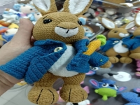 11月28日，在家做手工副業(yè)創(chuàng)業(yè)，手工外發(fā)可靠，開純手工工作室、開手工加工廠，手工之家堅持做好純手工事業(yè)的各個方面，圖為鉤織純手工產(chǎn)品剪影