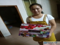 廣西百色哪里有手工活外發(fā)加工的，黃女士在家做手工活串珠加工補(bǔ)貼家用