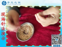 無法外出，山東青島劉女士找到適合在家工作的手工活加工