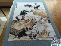 “多做串珠繡，過(guò)年吃豬肉！”邯鄲一位家庭婦女說(shuō)