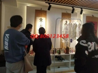 3月7日，拿回家做的手工活，想接正規(guī)廠家的手工活，就選勵(lì)志珠珠繡，手工之家接待考察合作加工客戶剪影