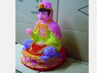 漂亮的串珠工藝品，純手工制作可以拿回家做